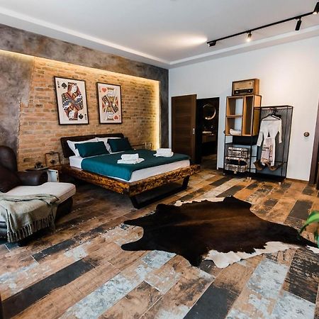 Square 19-Boutique Hotel Новий Сад Екстер'єр фото